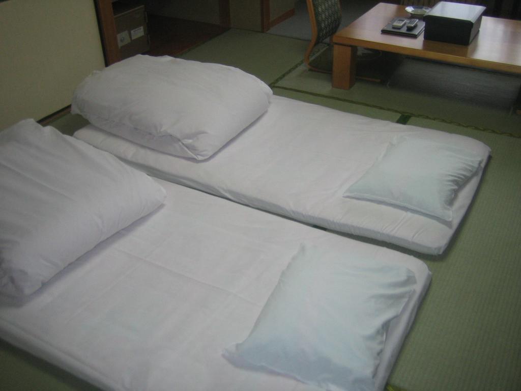 Awanosho Hotell Miyoshi  Exteriör bild