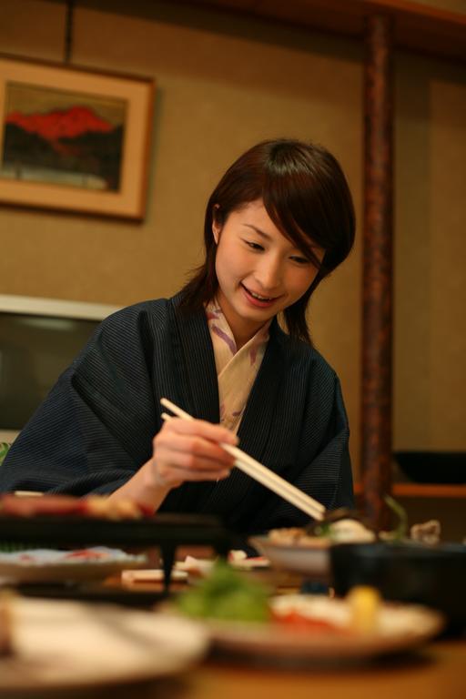 Awanosho Hotell Miyoshi  Exteriör bild